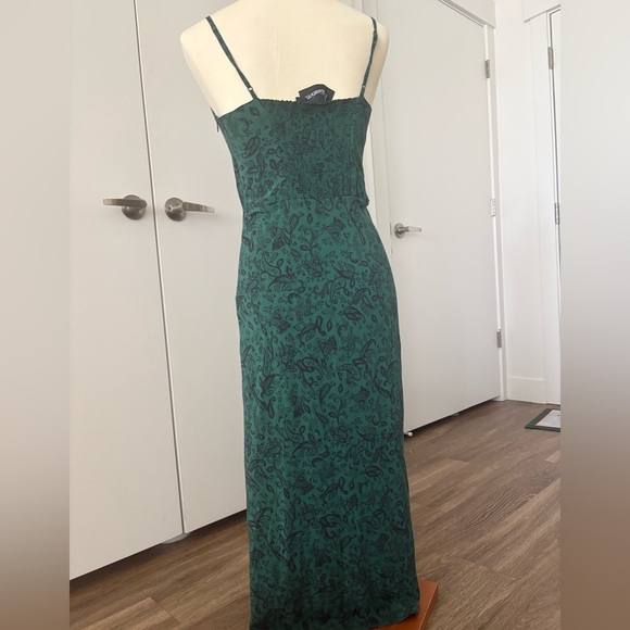 Realisation Par Dress, it says size L, but fits more like M - Picture 4 of 6